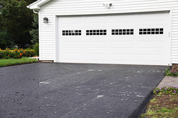 Best Garage Cleanout  in Indiantown, FL